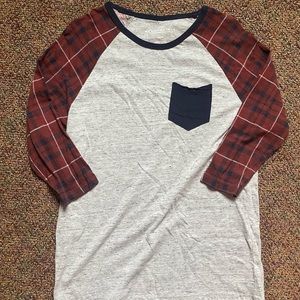 Aeropostale: Men’s medium 3/4 sleeve shirt